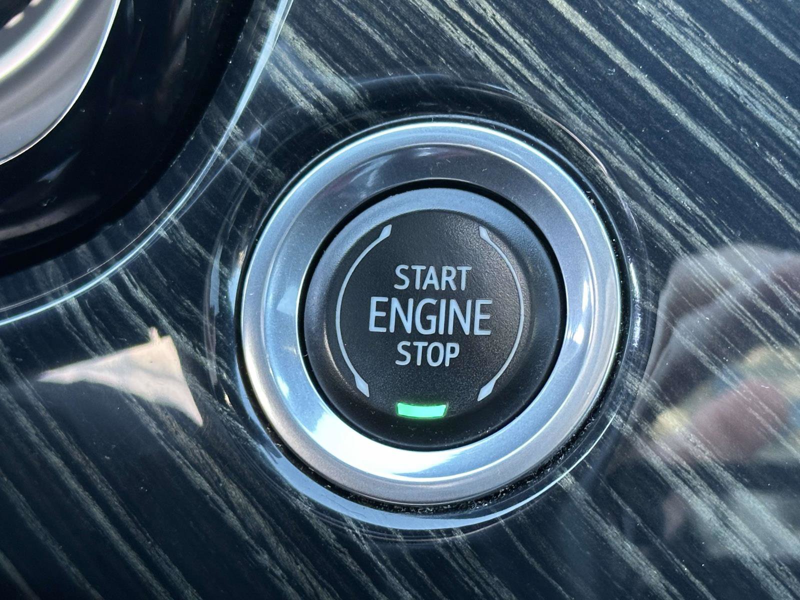 Used 2022 Cadillac XT6 Premium Luxury image 26