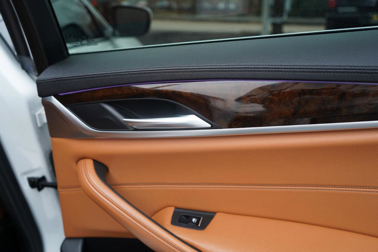 Used 2018 BMW 530e xDrive image 58