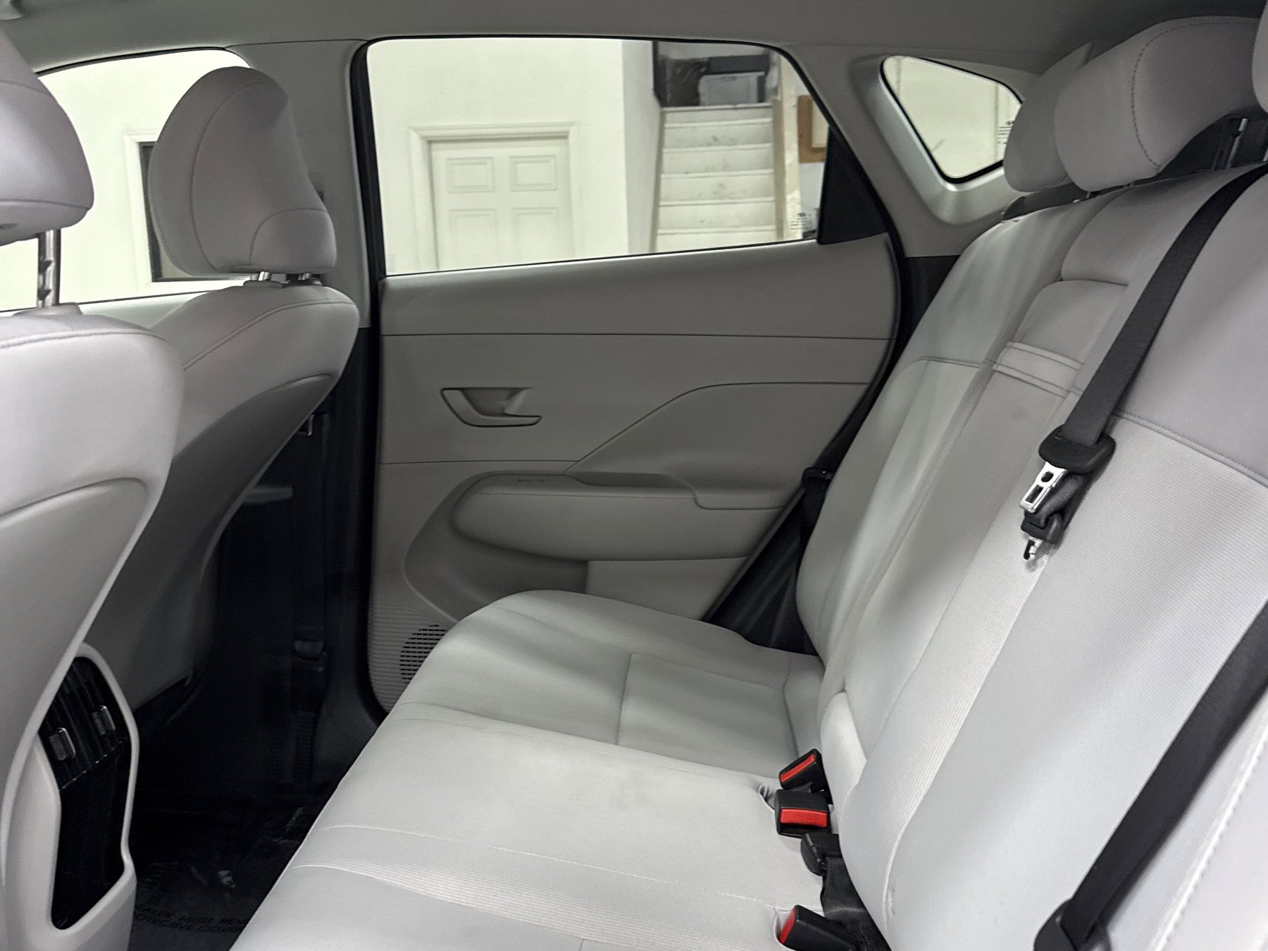 Used 2025 Hyundai Kona SEL image 12