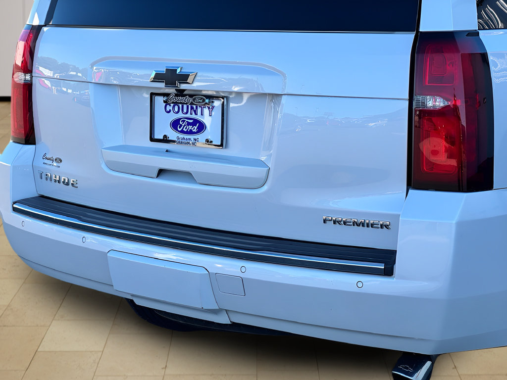 Used 2019 Chevrolet Tahoe Premier AWD/4WD image 44