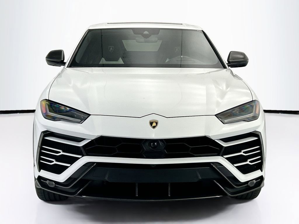 Used 2020 Lamborghini Urus AWD/4WD image 2