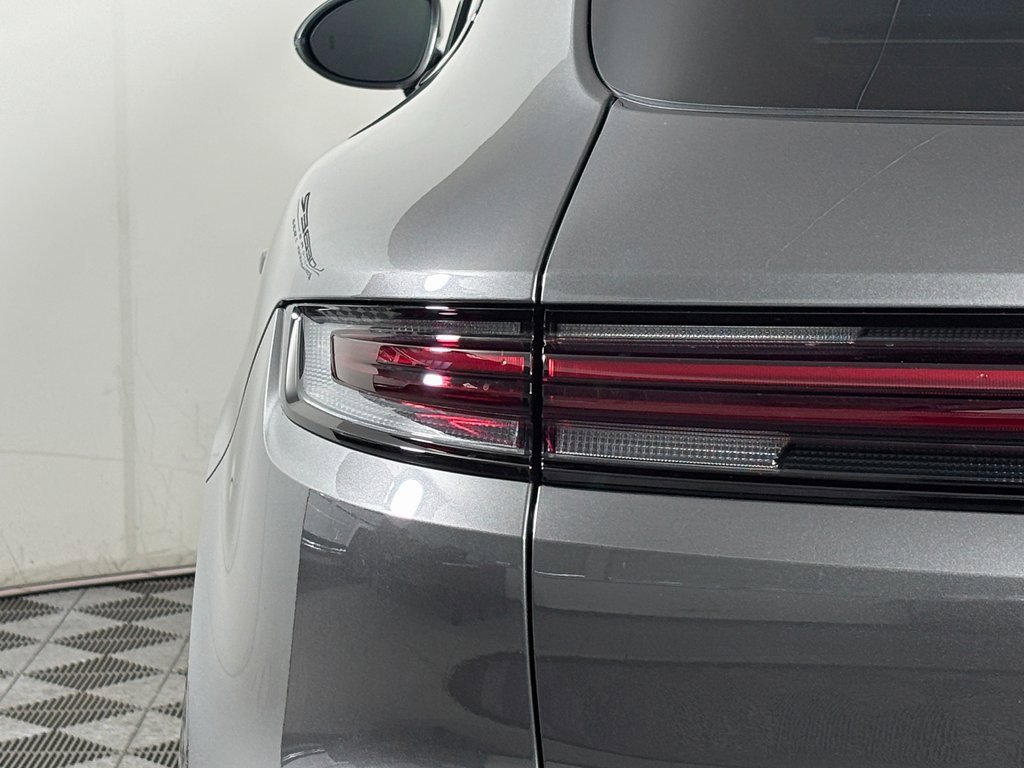 New 2026 Porsche Cayenne image 12