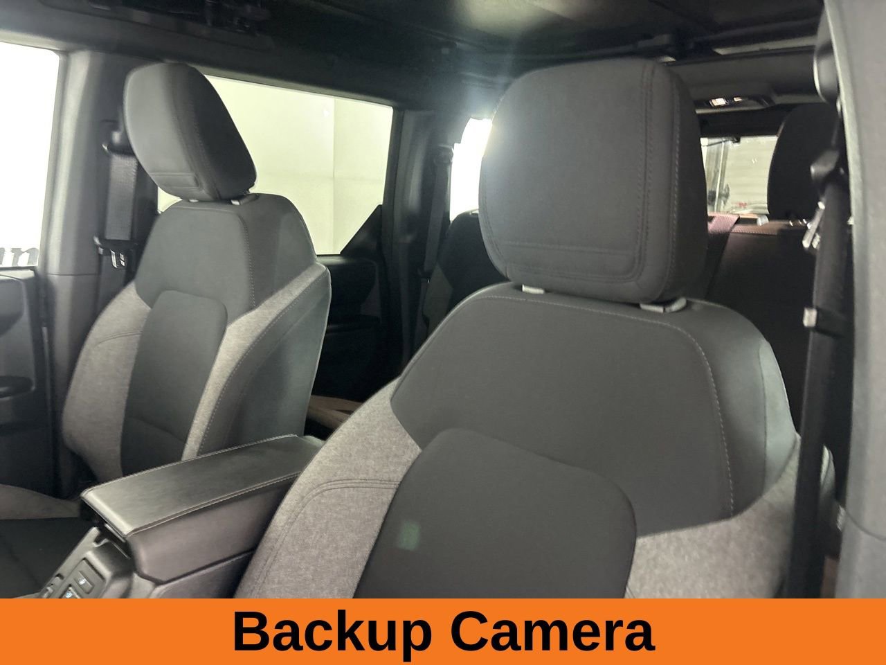 Used 2025 Ford Bronco Big Bend image 9