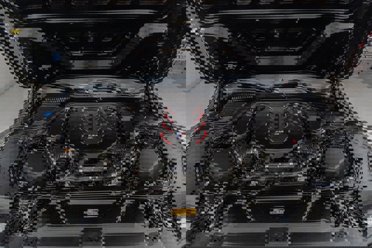 Used 2025 BMW M5 w/ Carbon Package image 71