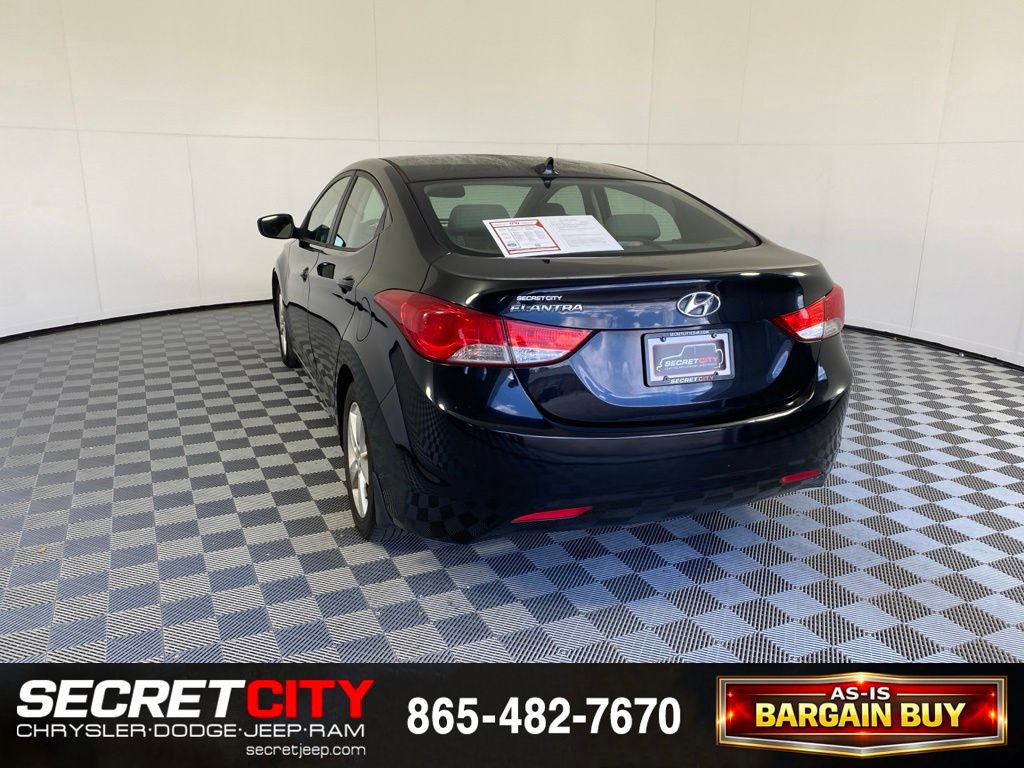 Used 2013 Hyundai Elantra GLS w/ Preferred Pkg FWD image 5
