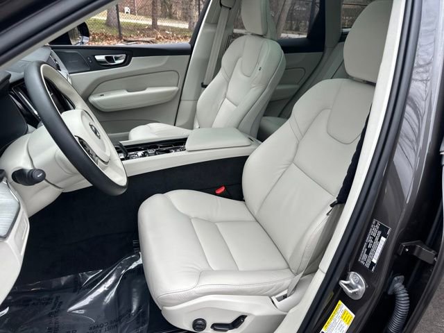 Used 2025 Volvo XC60 T8 Plus w/ Climate Package image 32