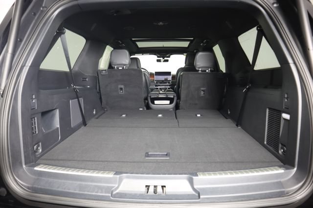 Used 2023 Lincoln Navigator L Reserve w/ Equipment Group 201A AWD/4WD image 62