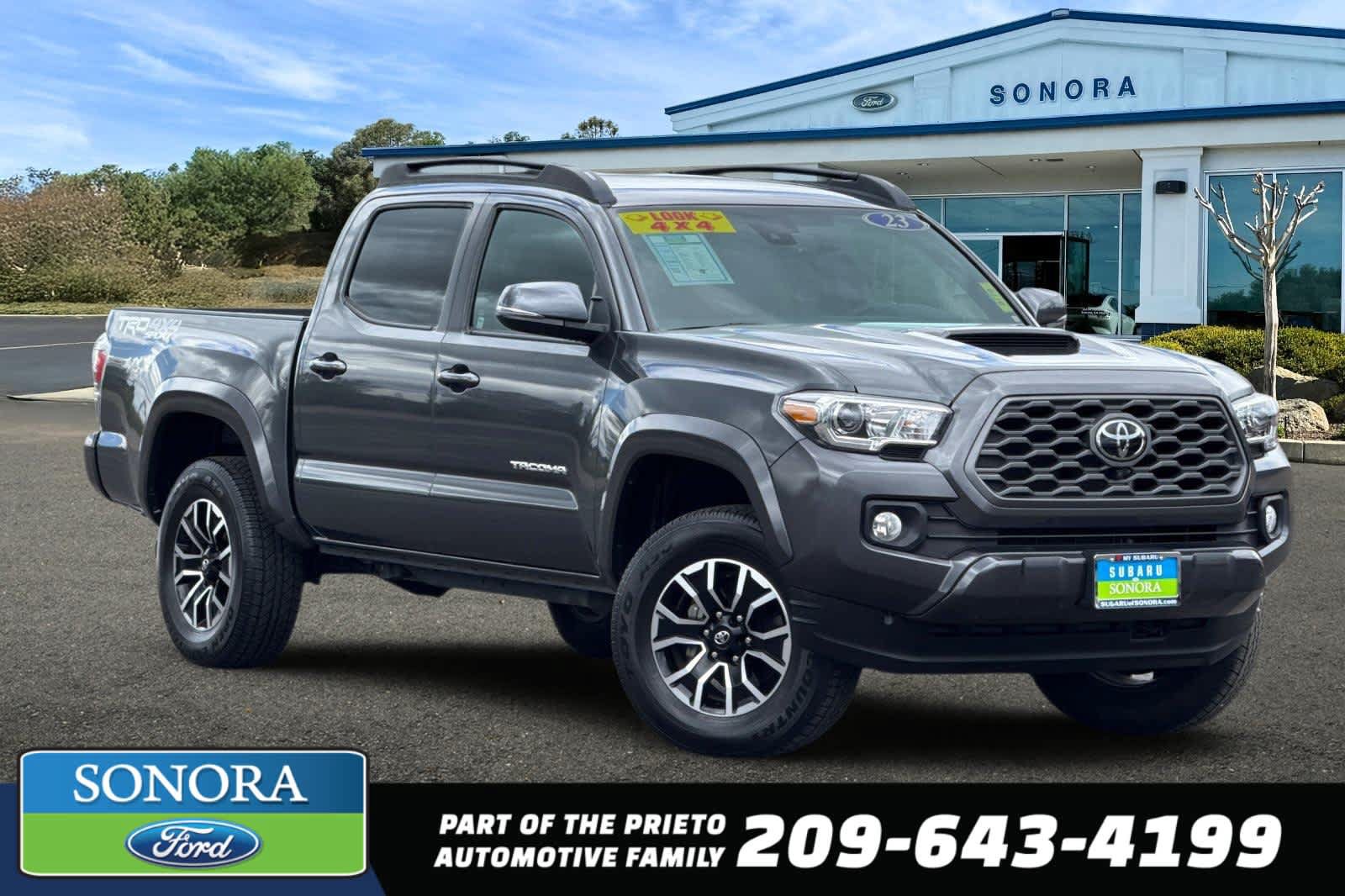 Used 2023 Toyota Tacoma TRD Sport w/ Advanced Technology Package AWD/4WD image 1