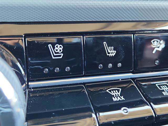 New 2027 Chevrolet Bolt RS w/ Technology Package image 16