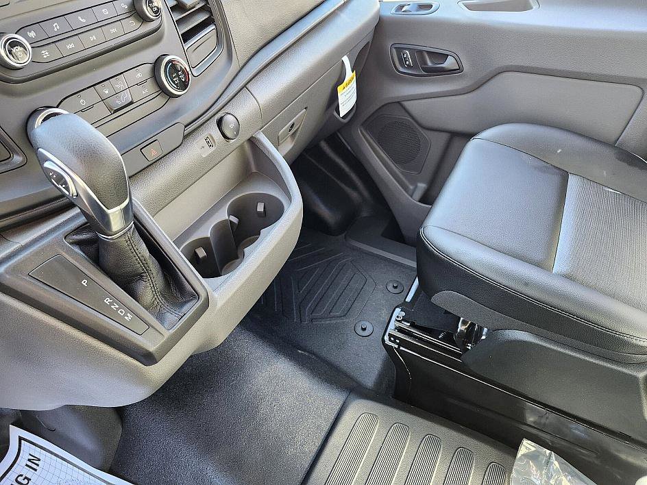 New 2024 Ford Transit 250 148 Medium Roof w/ Load Area Protection Package image 24