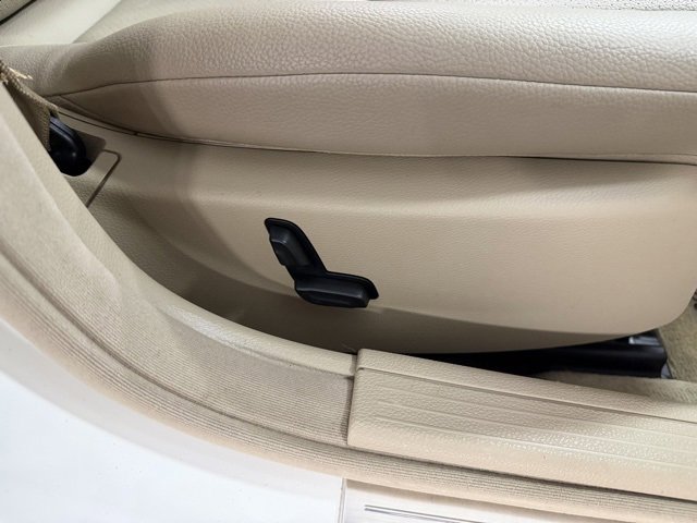 Used 2009 Mercedes-Benz C 300 4MATIC Sedan image 21