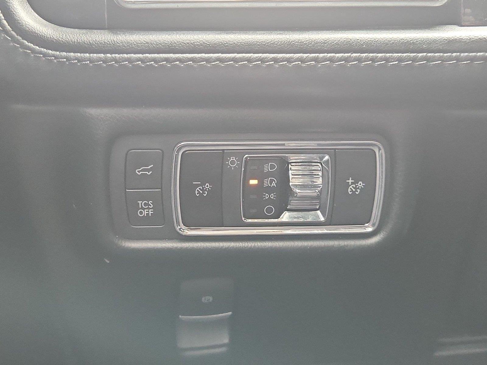 Used 2022 Lincoln Nautilus Reserve FWD image 18