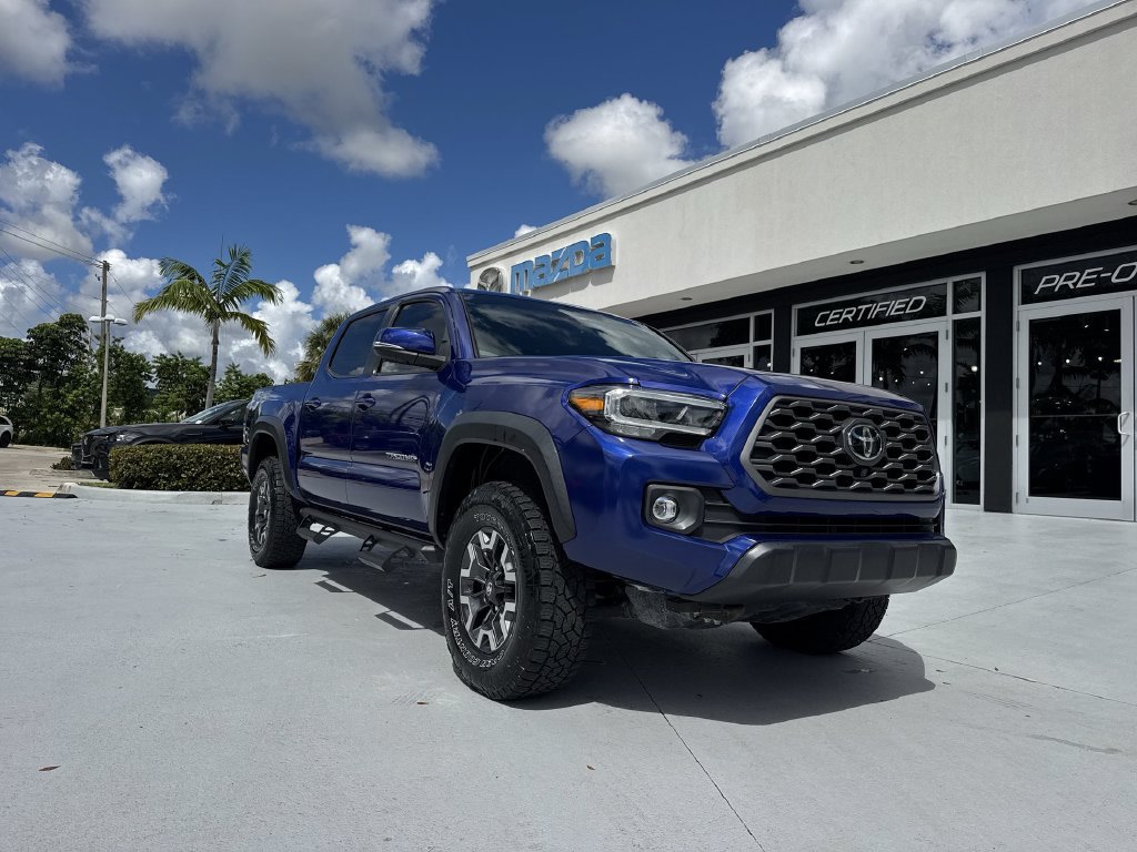 Used 2023 Toyota Tacoma TRD Off-Road w/ TRD Premium Off Road Package AWD/4WD image 30