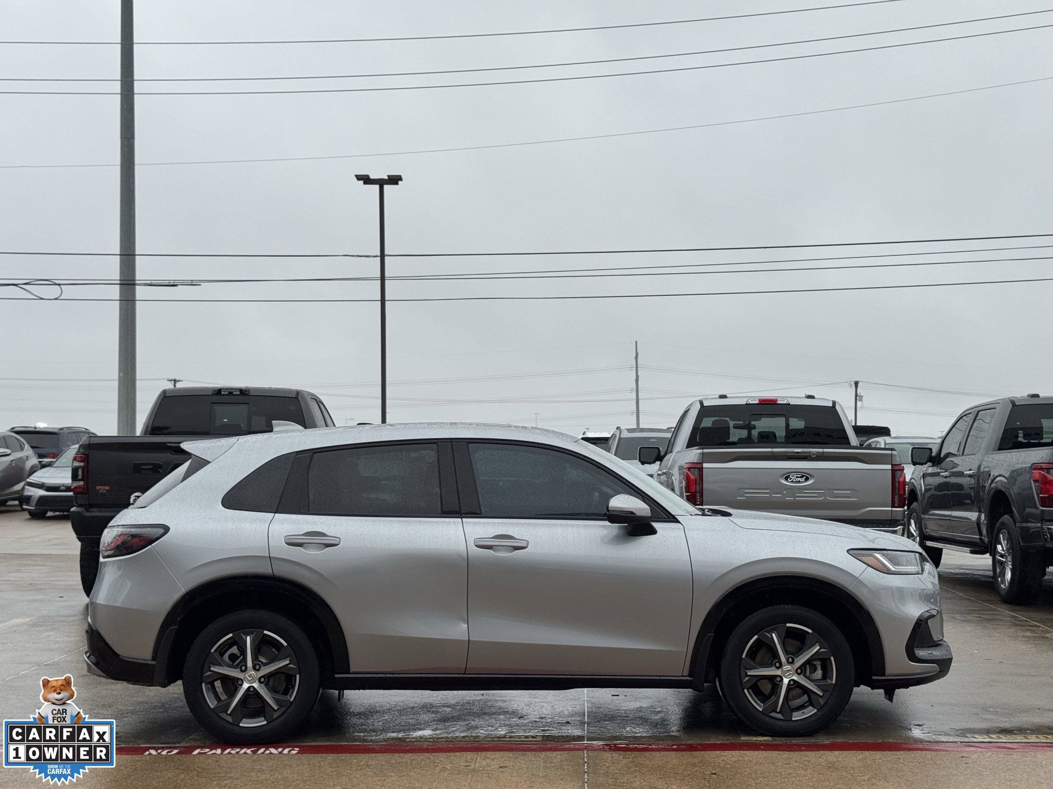 Used 2023 Honda HR-V EX-L image 3