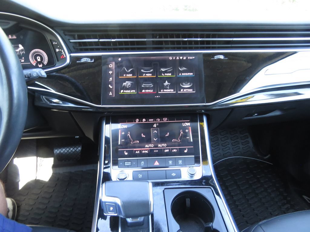 Used 2023 Audi Q7 2.0T Premium w/ Convenience Package AWD/4WD image 30