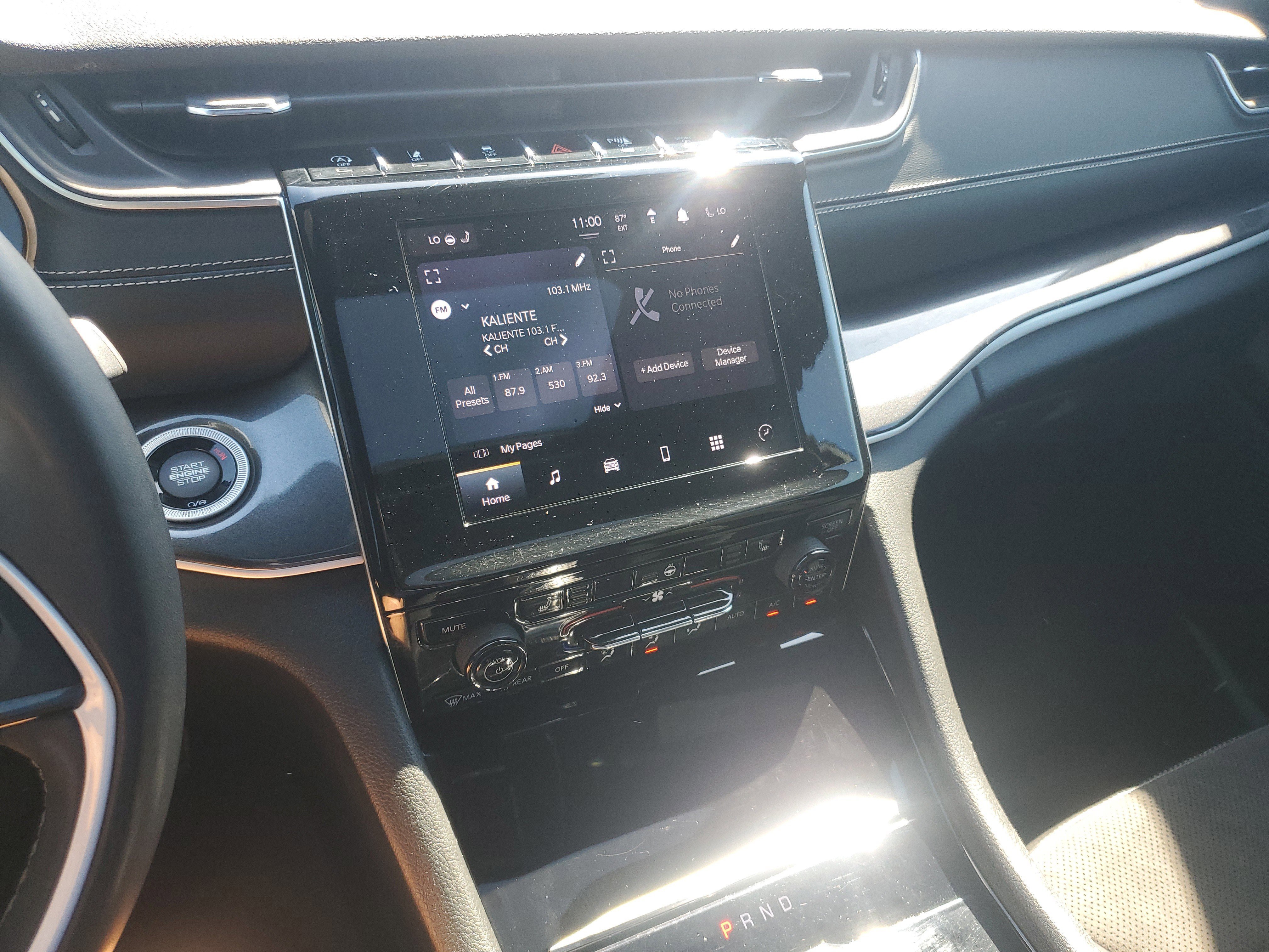 Used 2023 Jeep Grand Cherokee Altitude image 16