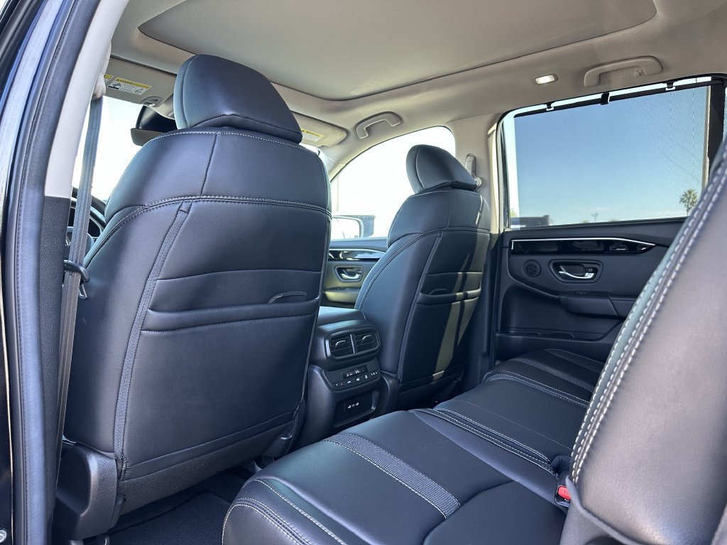Used 2025 Honda Pilot Touring image 18