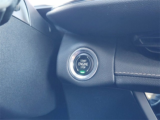 Used 2023 Buick Envision Essence w/ Sport Touring Package image 21