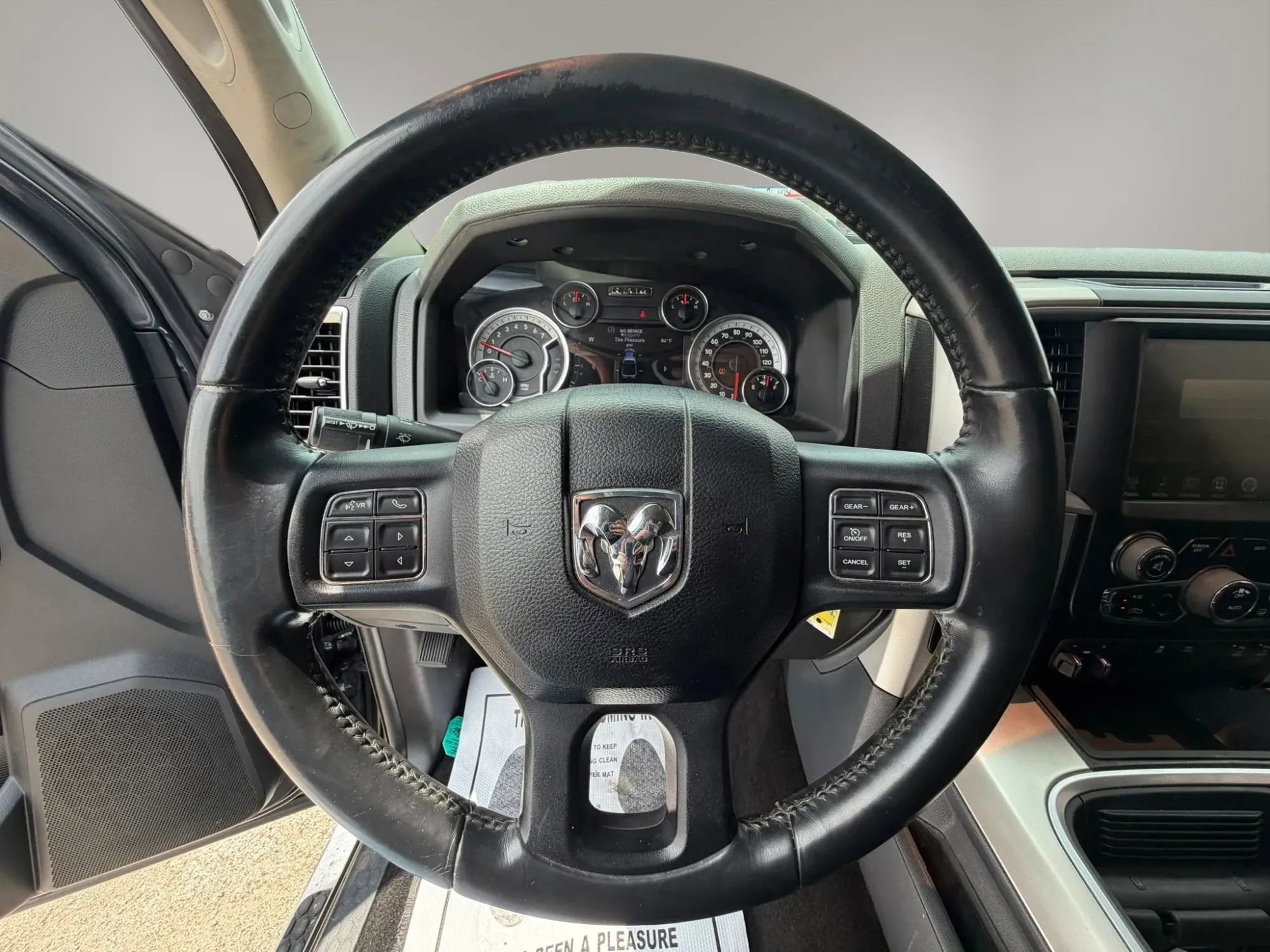 Used 2017 RAM 1500 Lone Star RWD image 12