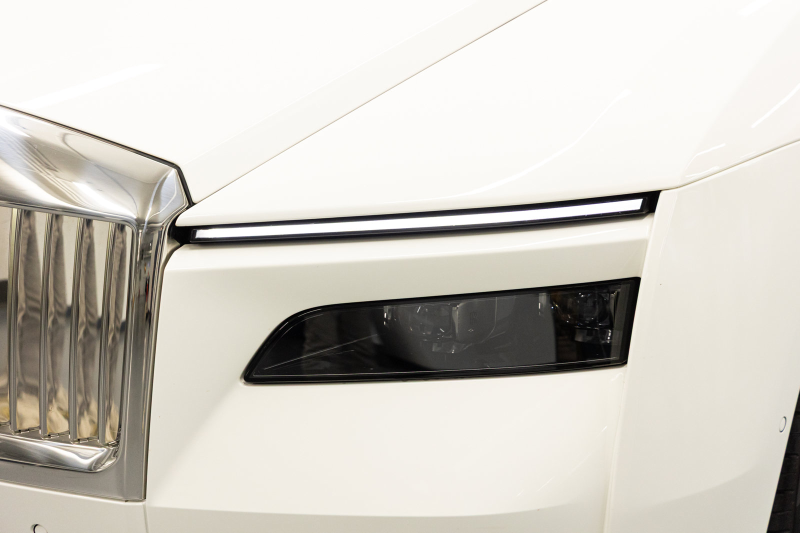 Certified 2024 Rolls-Royce Spectre w/ Spectre Launch Package AWD/4WD image 9