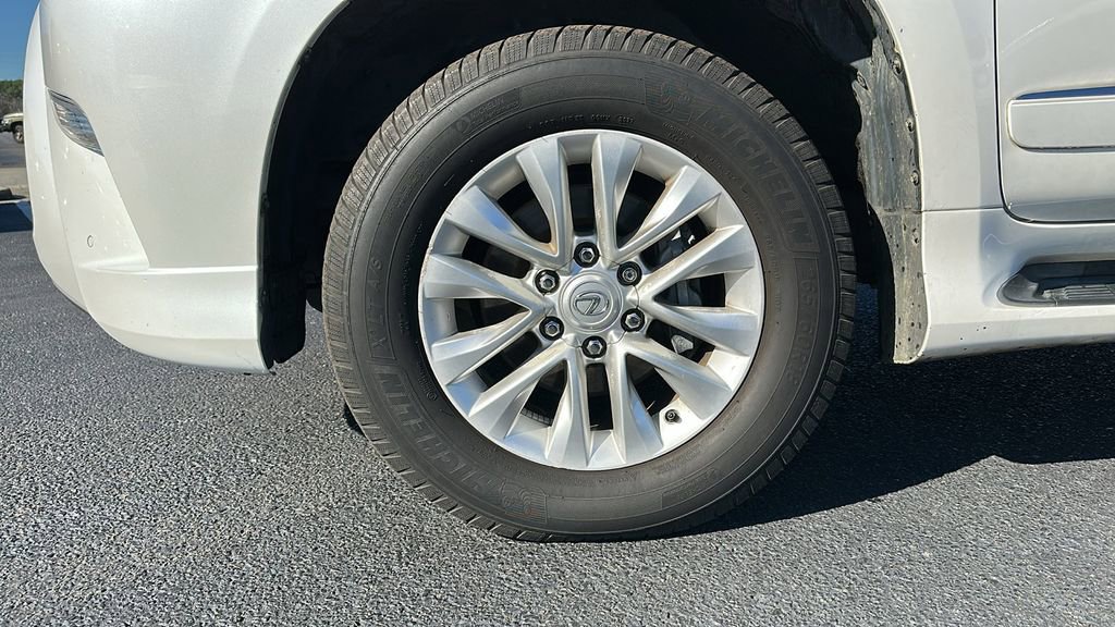 Used 2015 Lexus GX 460 image 12