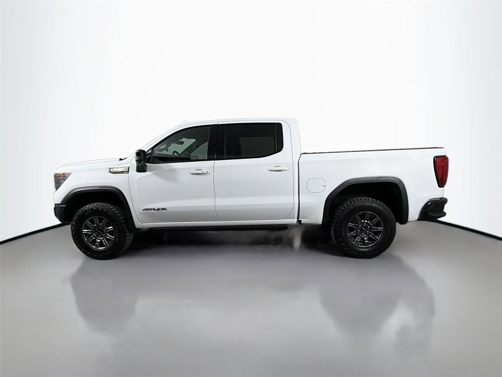 Used 2026 GMC Sierra 1500 AT4X AWD/4WD image 8
