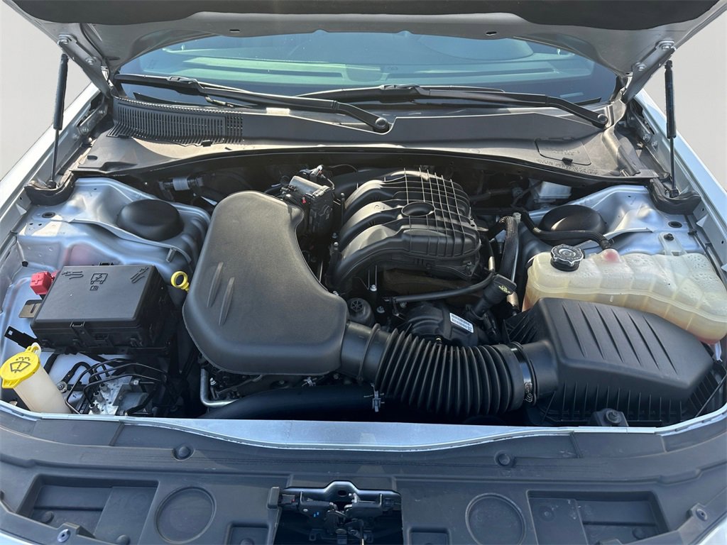 Used 2023 Chrysler 300 S image 9