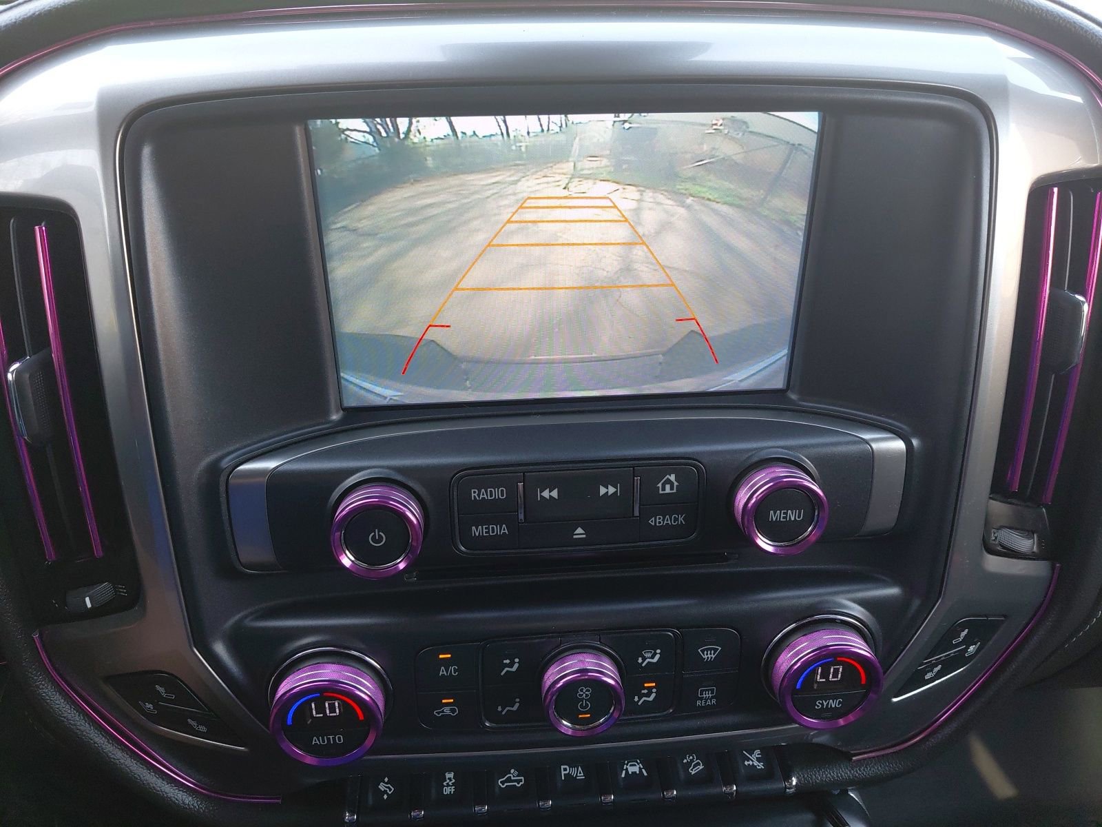 Used 2017 Chevrolet Silverado 1500 LTZ Z71 w/ LTZ Plus Package image 8