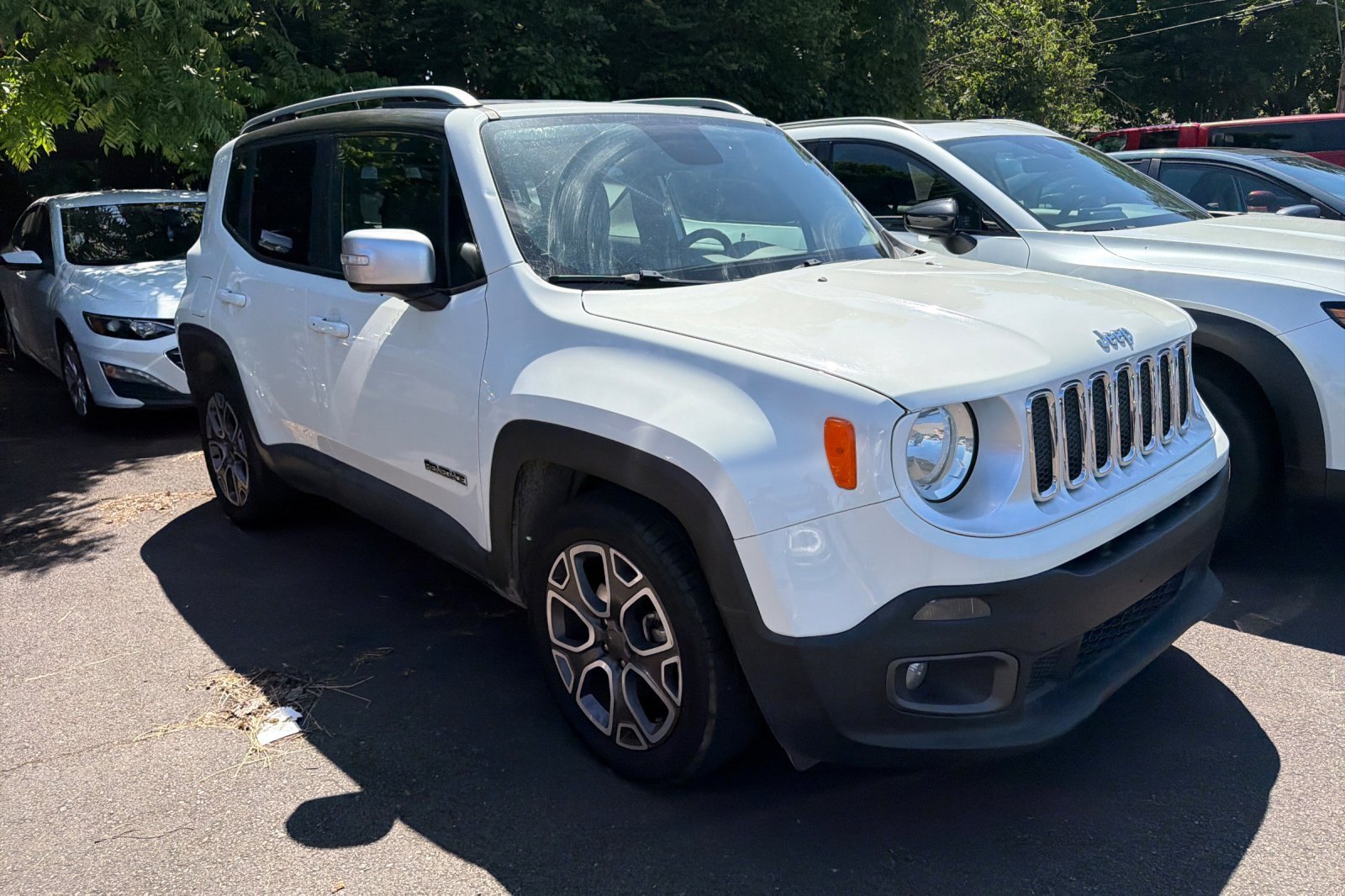 Used 2017 Jeep Renegade Limited FWD image 2