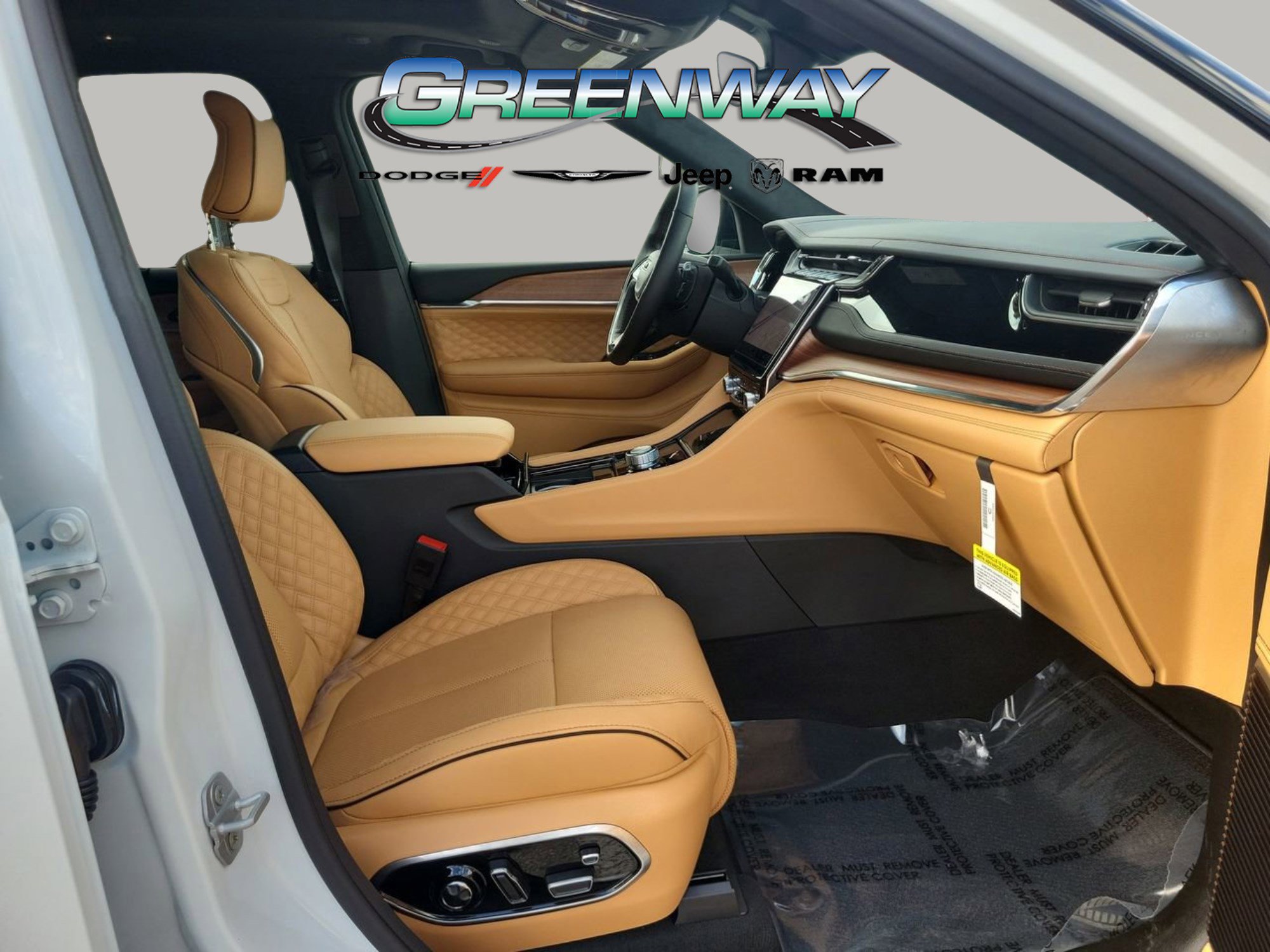 Used 2025 Jeep Grand Cherokee Summit image 11