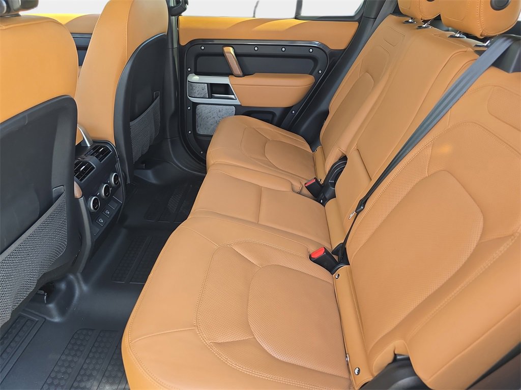 Used 2023 Land Rover Defender 130 First Edition image 15
