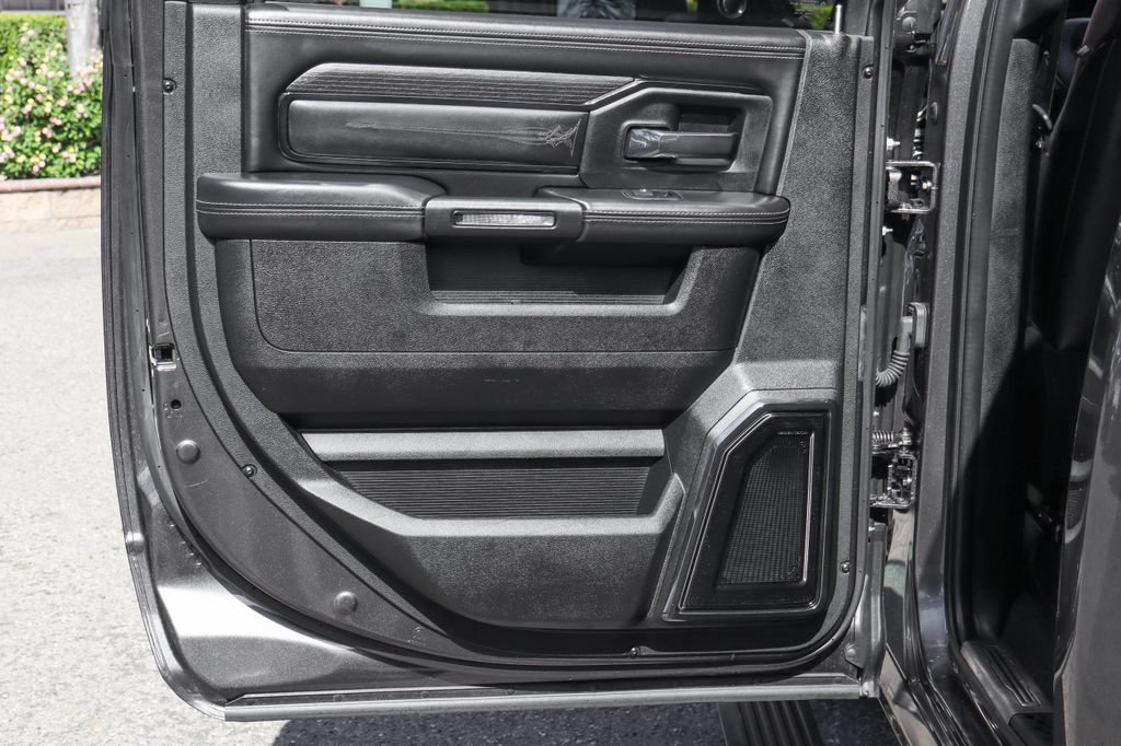 Used 2024 RAM 3500 Limited w/ Night Edition AWD/4WD image 47