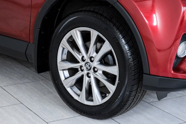 Used 2018 Toyota RAV4 Limited w/ Advanced Technology Package AWD/4WD image 59