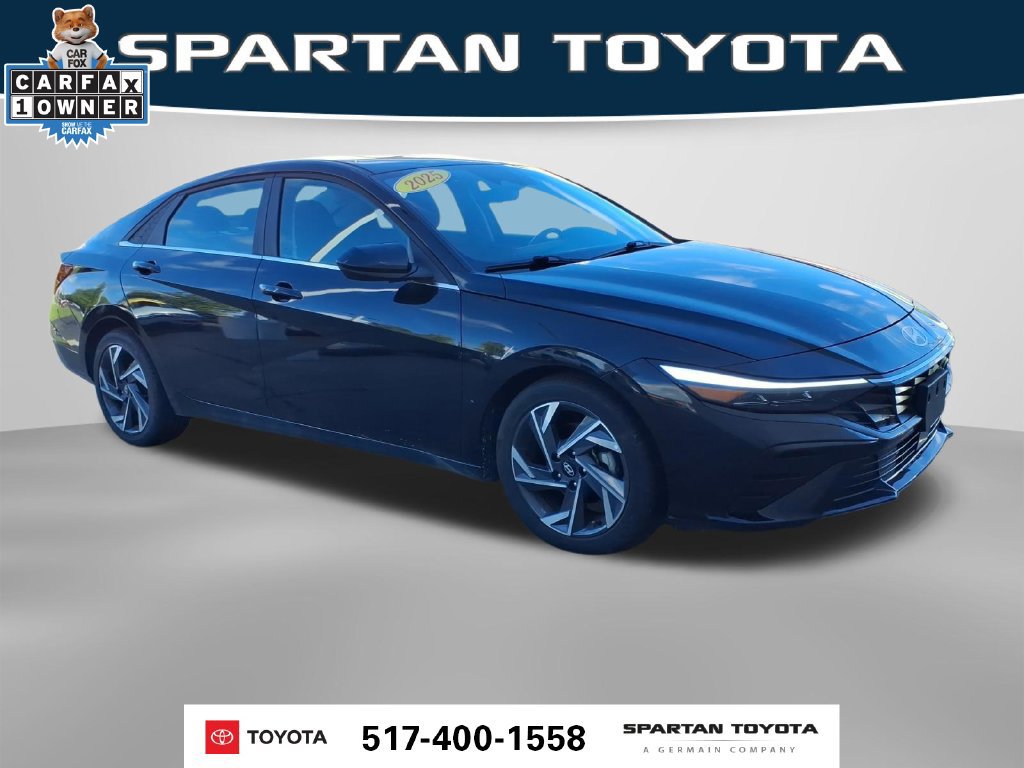 Used 2025 Hyundai Elantra SEL FWD image 5