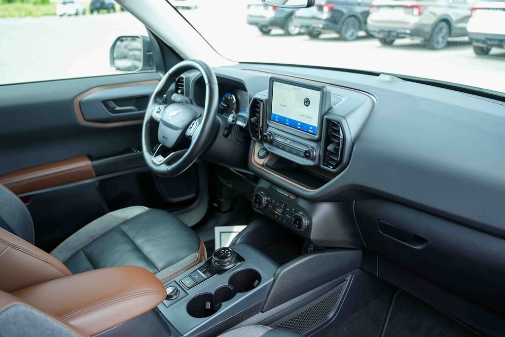 Used 2023 Ford Bronco Sport Outer Banks AWD/4WD image 15