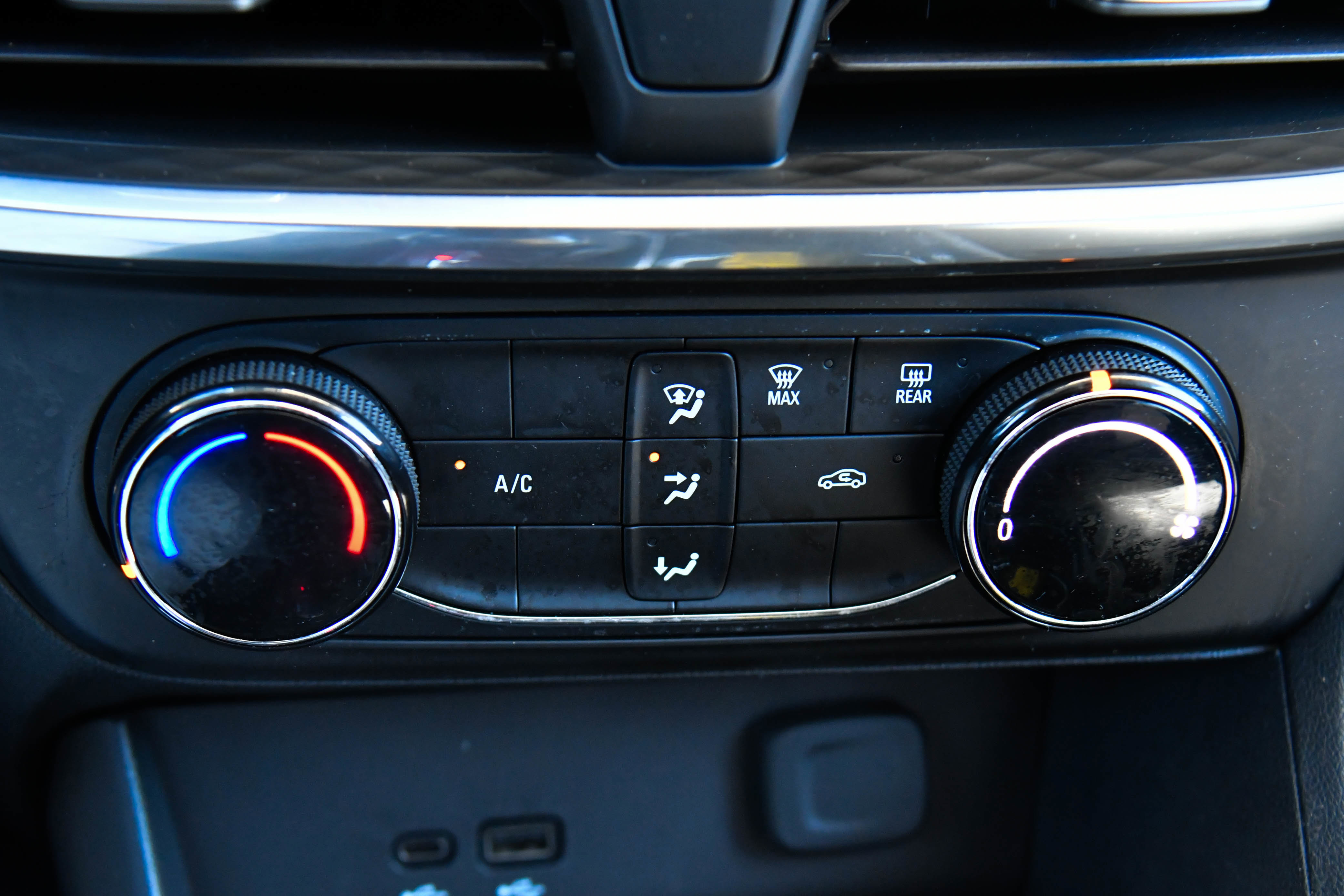 Used 2024 Buick Encore GX Preferred image 21