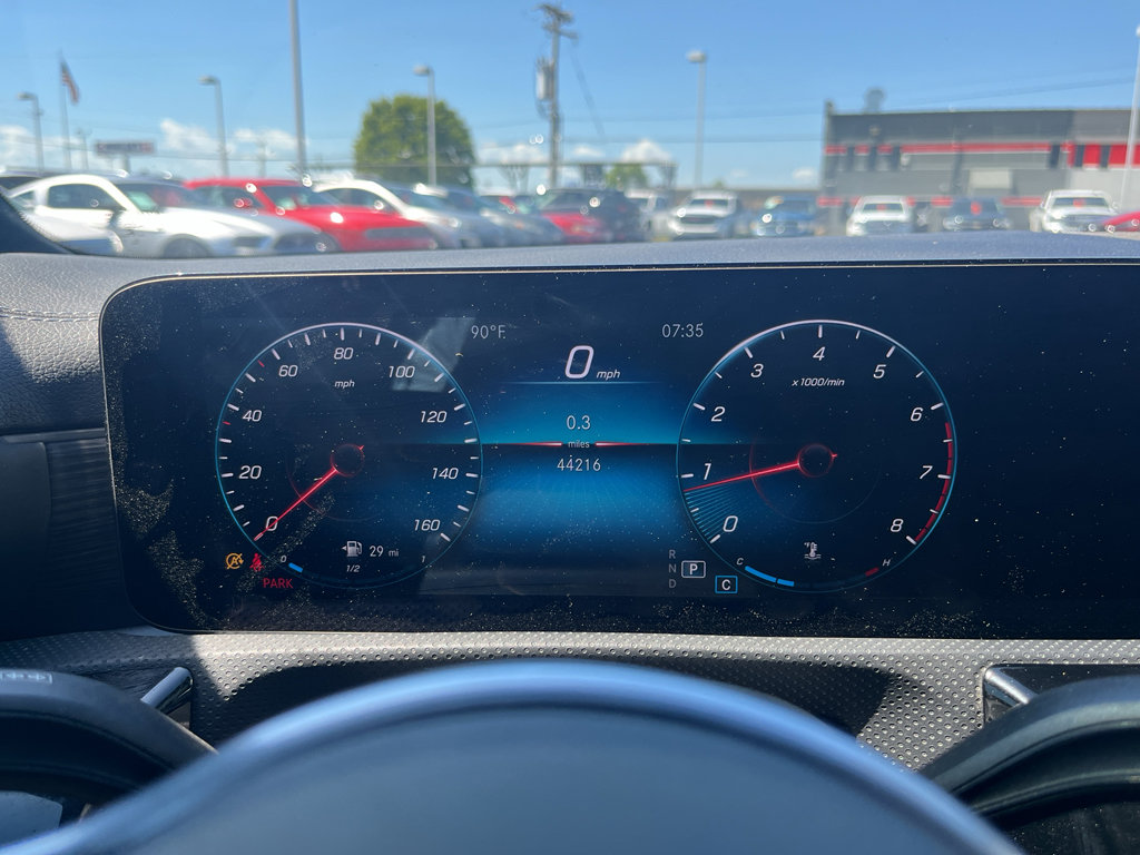 Used 2021 Mercedes-Benz CLA 250 4MATIC image 14