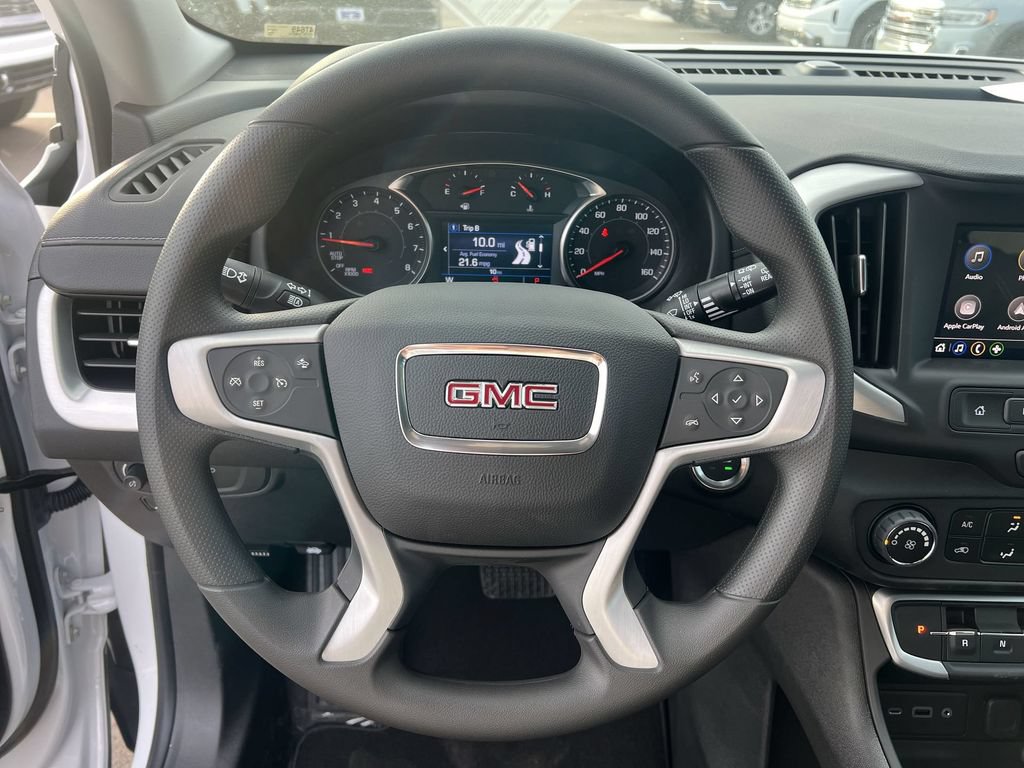 Used 2024 GMC Terrain SLE FWD image 11