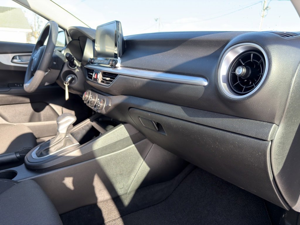 Used 2023 Kia Forte LXS w/ LXS Technology Package image 24