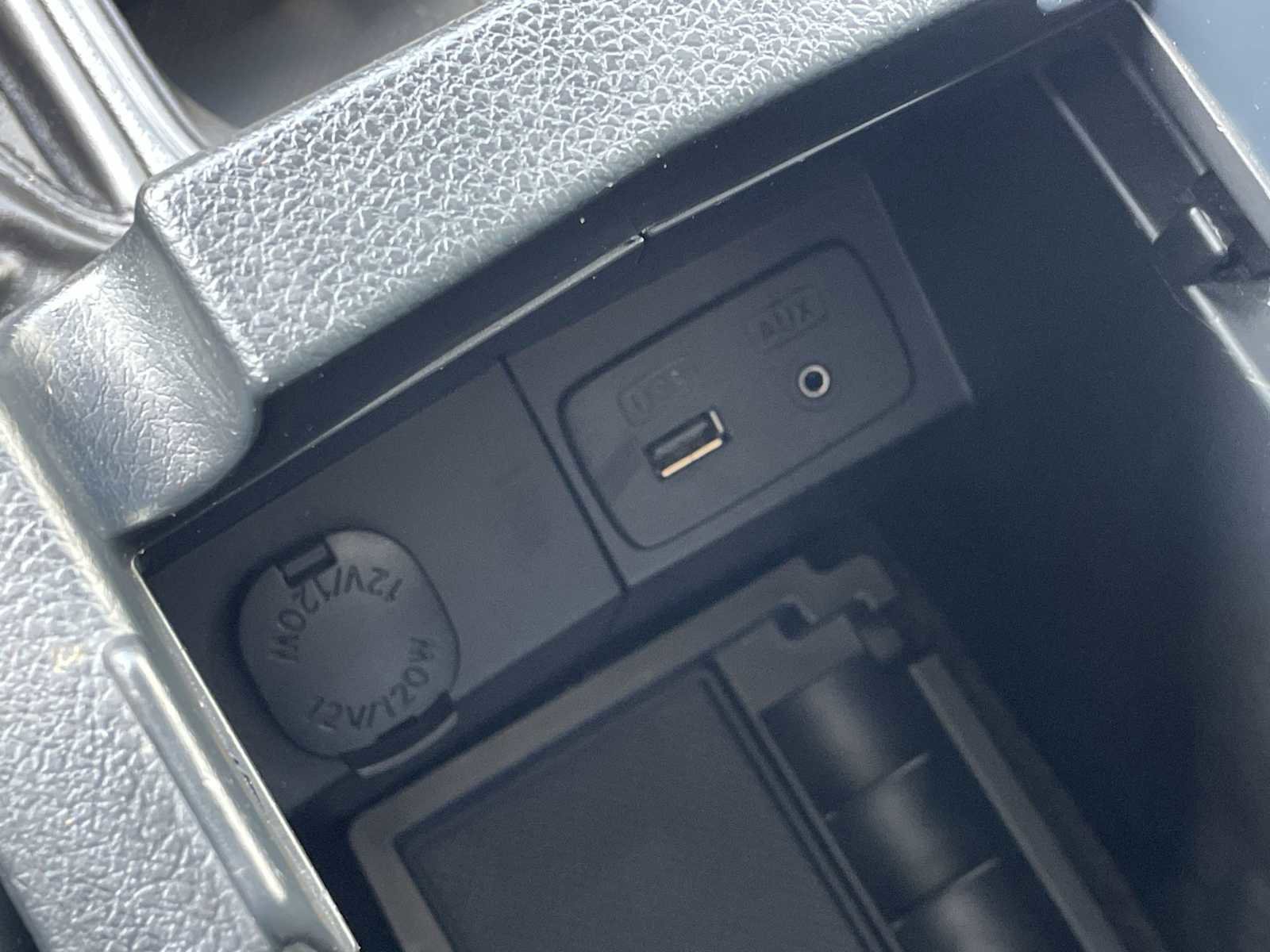 Used 2015 Subaru Forester 2.5i Limited w/ Popular Package #1 image 24