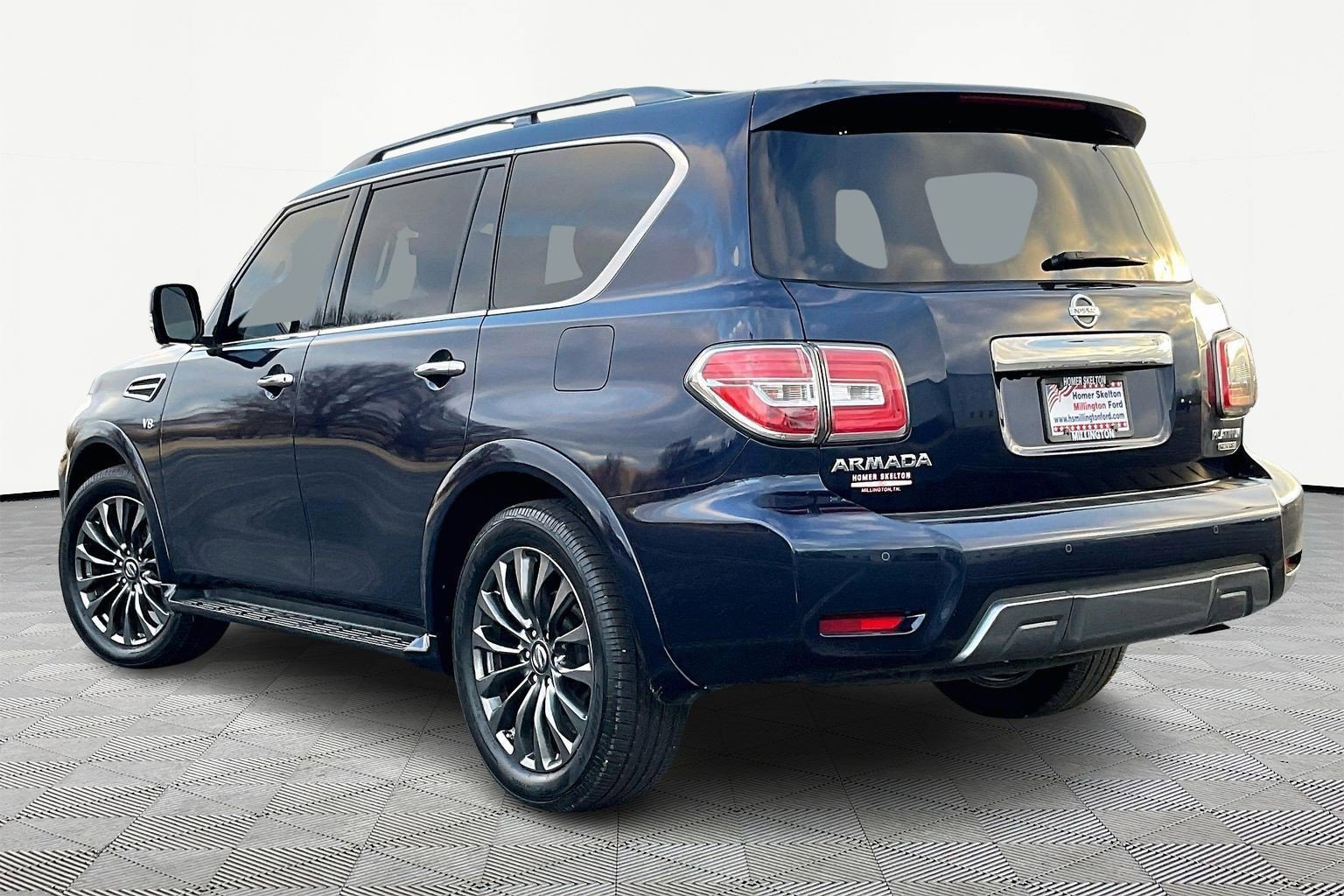 Used 2020 Nissan Armada Platinum w/ Platinum Reserve Package image 10