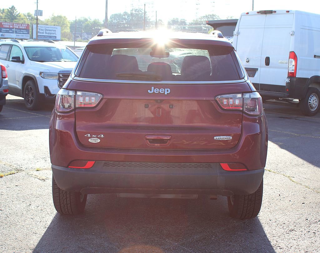 Used 2022 Jeep Compass Latitude AWD/4WD image 8
