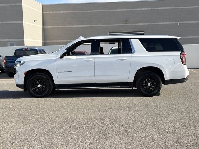 Used 2024 Chevrolet Suburban LT AWD/4WD image 31