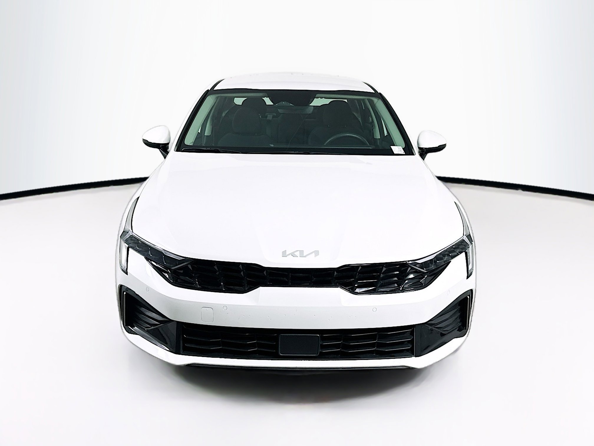 Used 2025 Kia K5 LXS FWD image 2