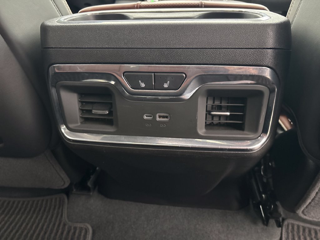 Used 2025 GMC Sierra 1500 Denali Ultimate AWD/4WD image 40