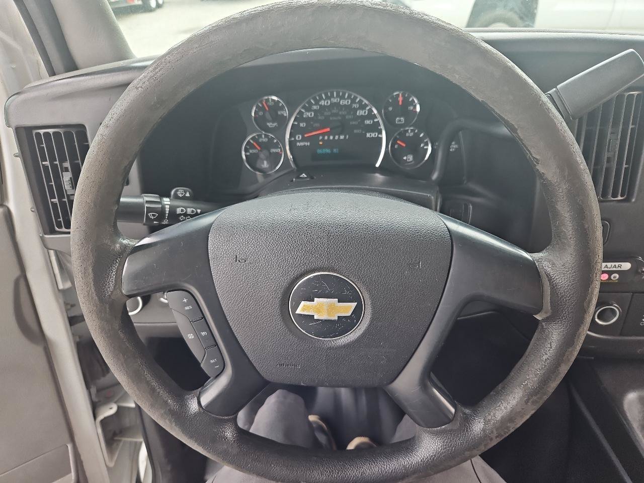 Used 2015 Chevrolet Express 3500 w/ Shuttle Bus Package RWD image 42