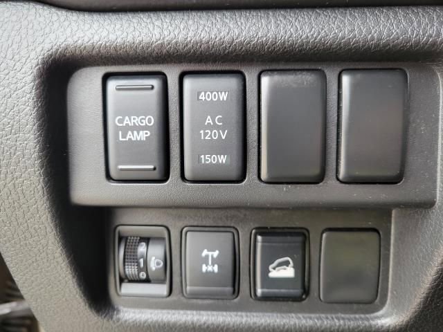 Used 2021 Nissan Titan PRO-4X AWD/4WD image 22