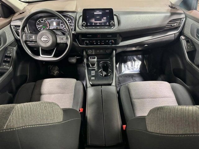 Used 2022 Nissan Rogue S FWD image 11