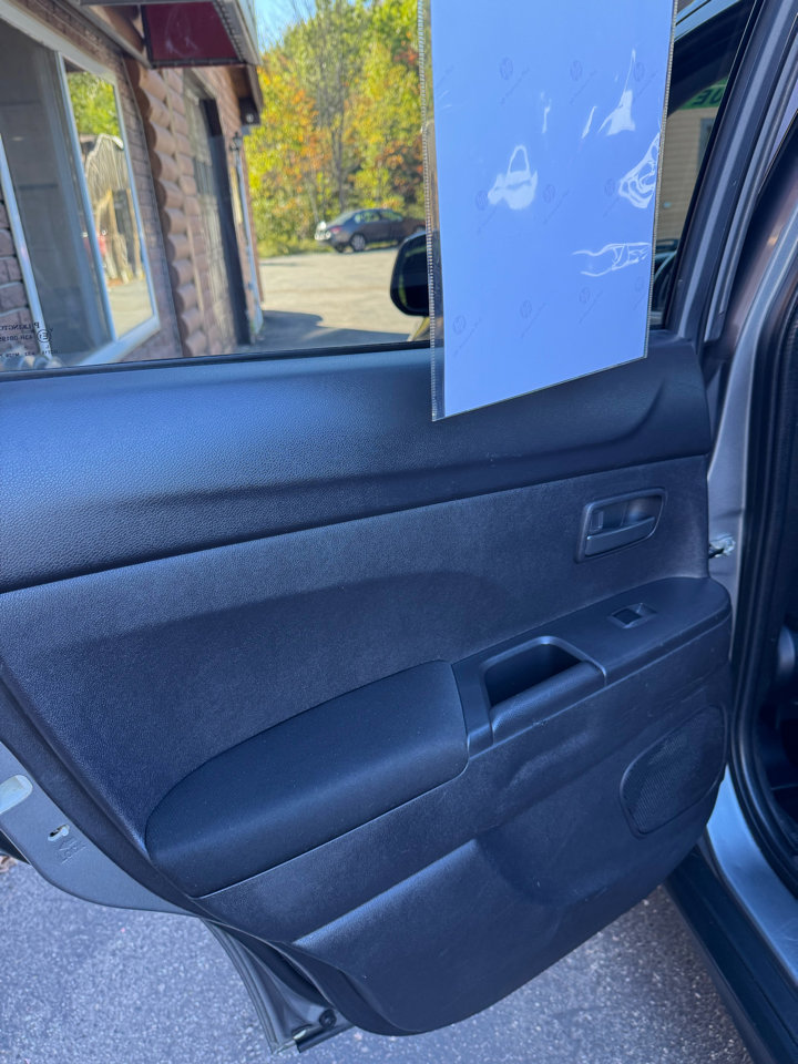 Used 2015 Mitsubishi Outlander Sport ES image 12