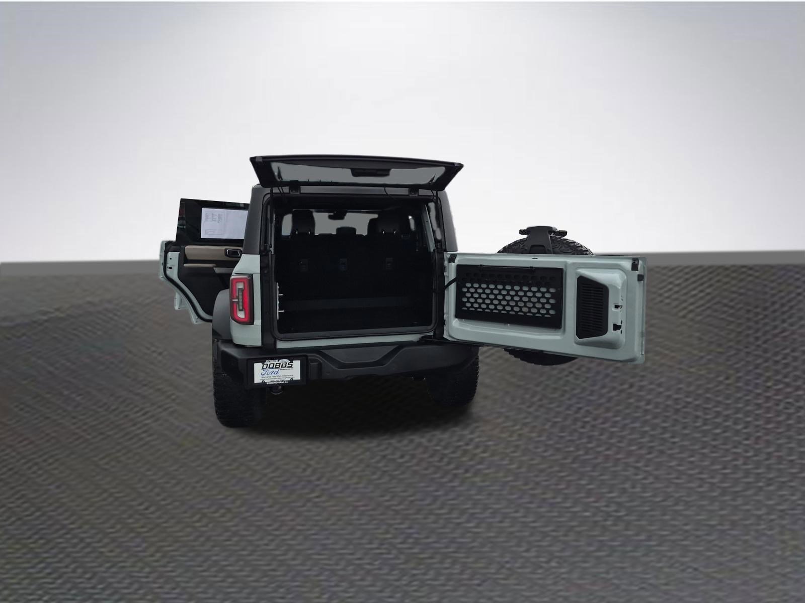 Used 2023 Ford Bronco Wildtrak image 18